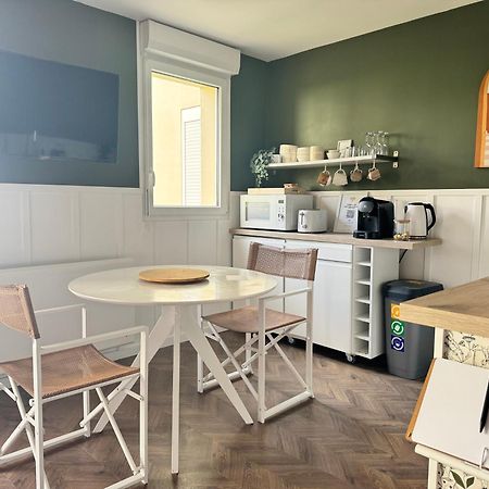 Studio La Petite Oasis- Ideal Couple - Calme - Balcon Sud - Lumineux - 10Min Du Centre & Plage - Proche Centre Juno Beach - Wifi Courseulles-sur-Mer Extérieur photo